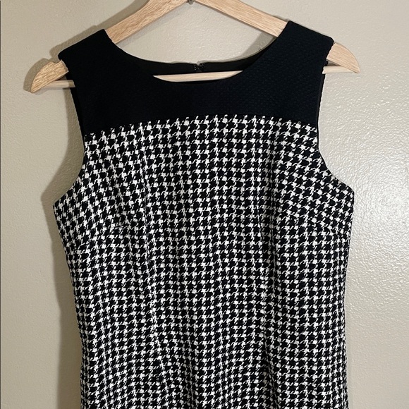 Like New Talbots Black and White Houndstooth Dress - Picture 2 of 7